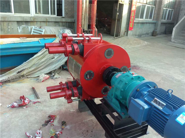 水泥廠(chǎng)用軟管泵河南市場(chǎng)上多少錢(qián)一臺(tái)？