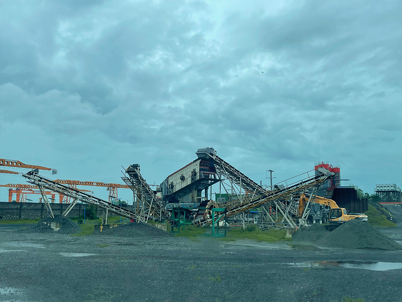 履帶式移動破碎站的優勢有哪些? 1 履带式移动破碎站的优势有哪些? - 丁博重工(images 1)