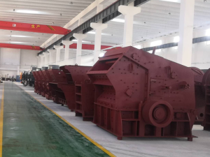 反擊式破碎機的破碎原理、結構特點及應用