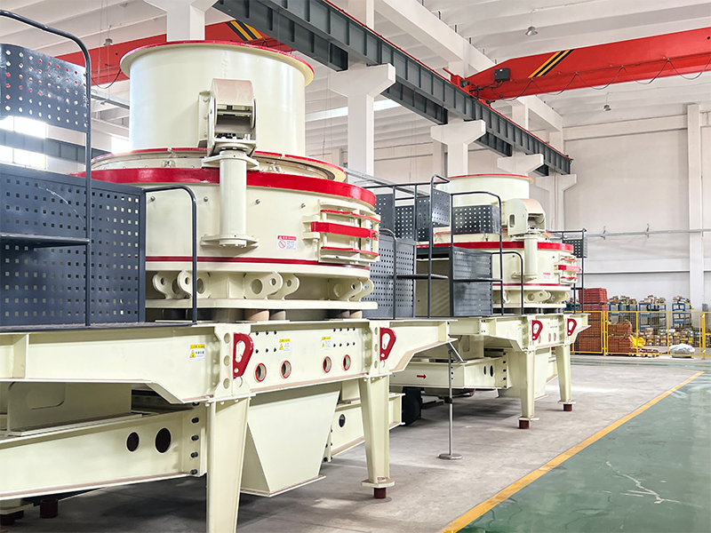 時產(chǎn)500噸制砂機生產(chǎn)線需要多少錢?都是什么規(guī)格 1 时产500吨制砂机生产线需要多少钱?都是什么规格 - VSI-7615制砂机(images 1)