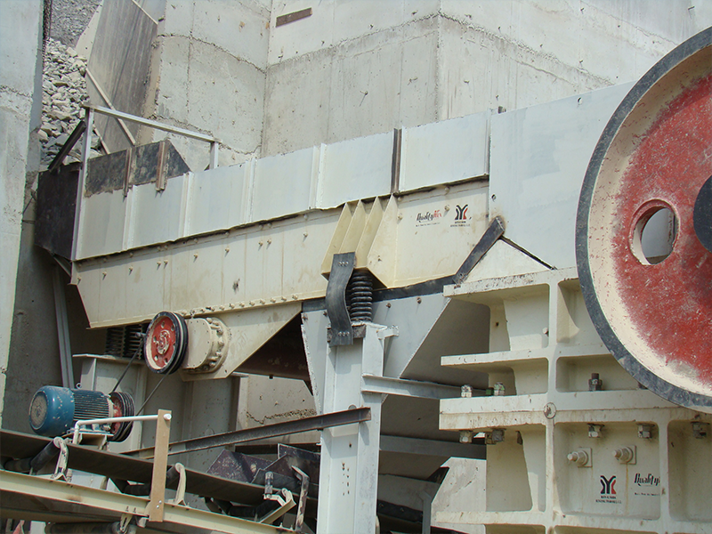 顎式破碎機(jī)安裝要點(diǎn)和注意事項(xiàng) 1 颚式破碎机安装要点和注意事项 - 破碎机安装要点(images 1)