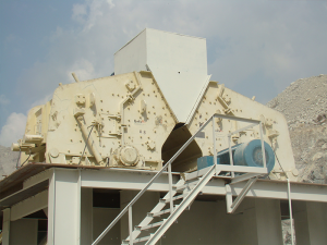 反擊破碎機零部件的保養是保證破碎機正常運行的基...